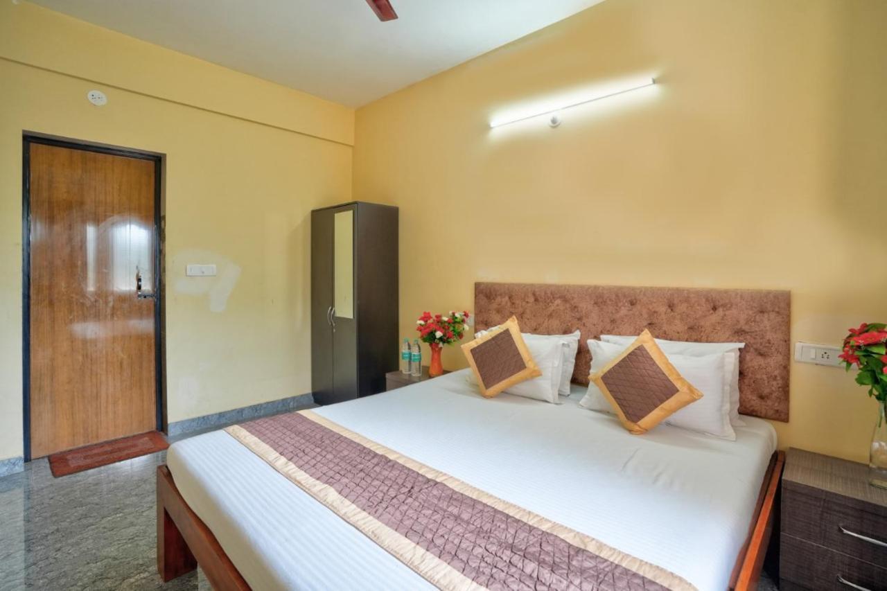 Golden Studio Apartment Goa Calangute Eksteriør bilde